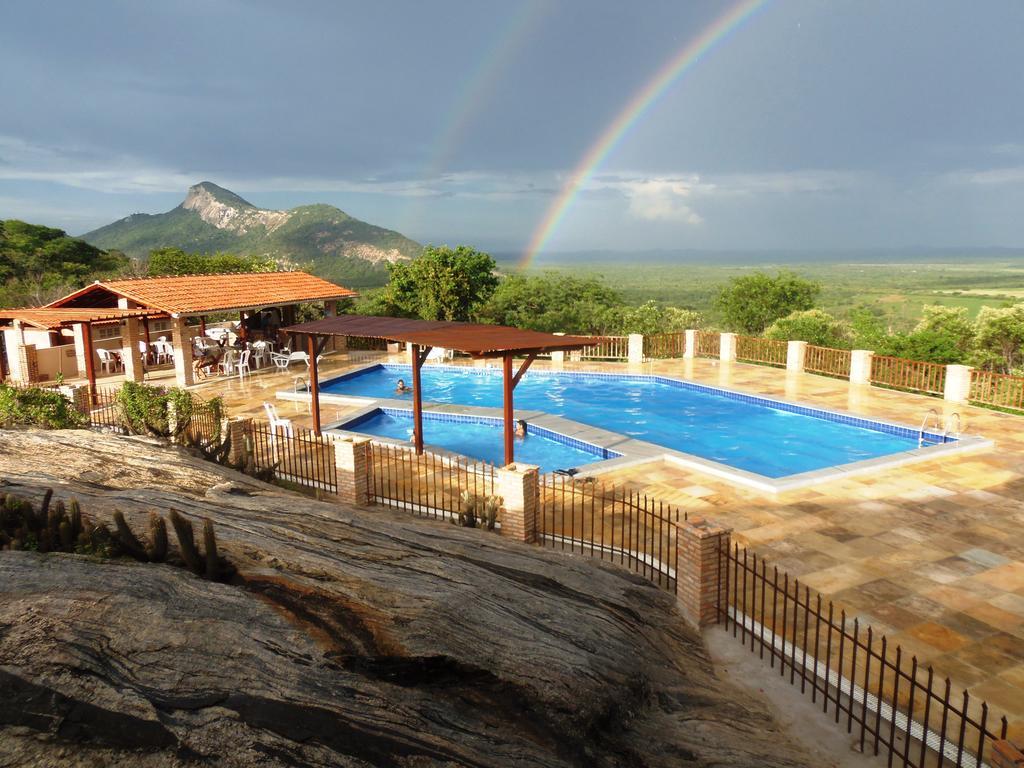 Fazenda Hotel Pedra Dos Ventos Quixadá Exteriör bild